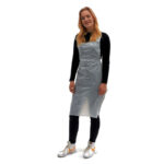 DISPOSABLE RUBBER APRON